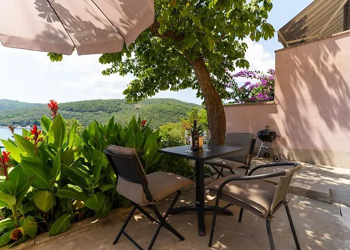 Modern Steps From The Sea * Rabac