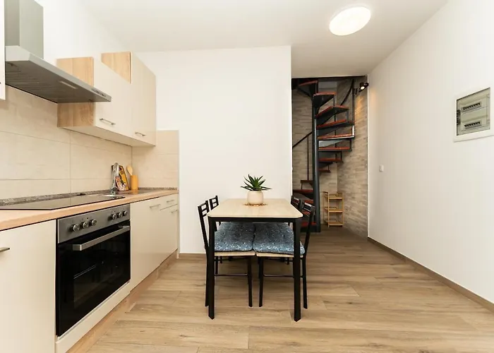 Appartamento Modern Steps From The Sea,8001 Rabac