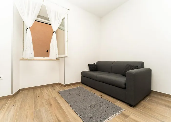 Appartement Modern Steps From The Sea